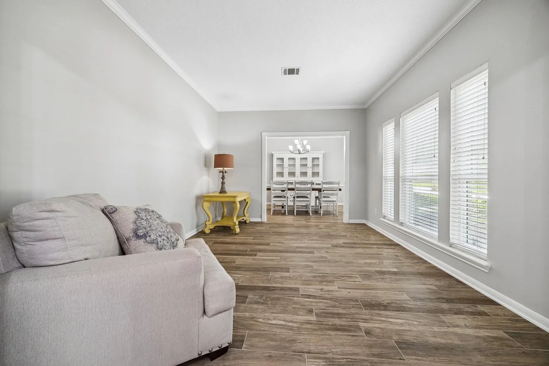 Photo of 2906 Eagle Creek Drive