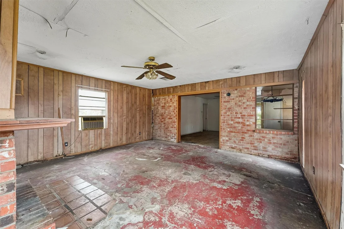 Photo of 5207 Madden Lane