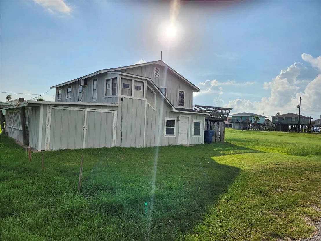 Photo of 522 Surf Drive