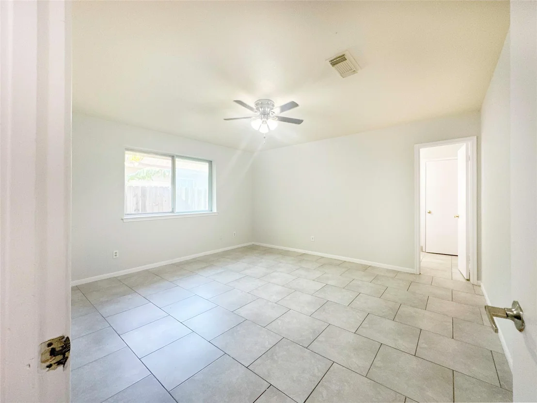 Photo of 7838 Yellow Pine Drive