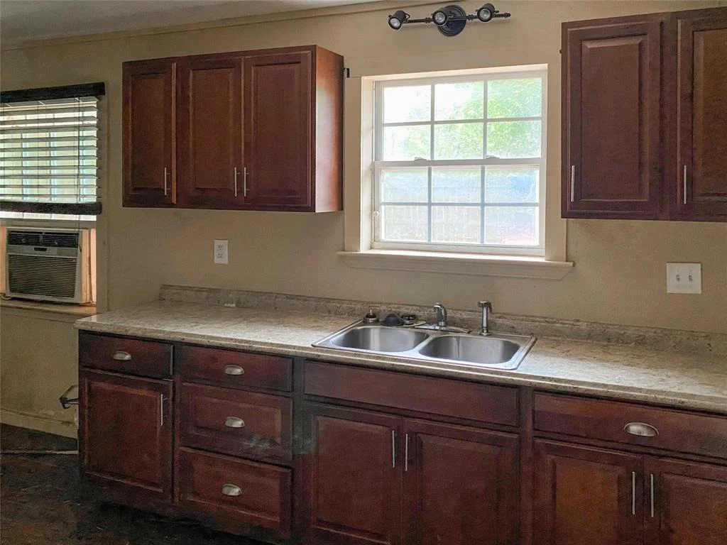 Photo of 108 Crestview Drive
