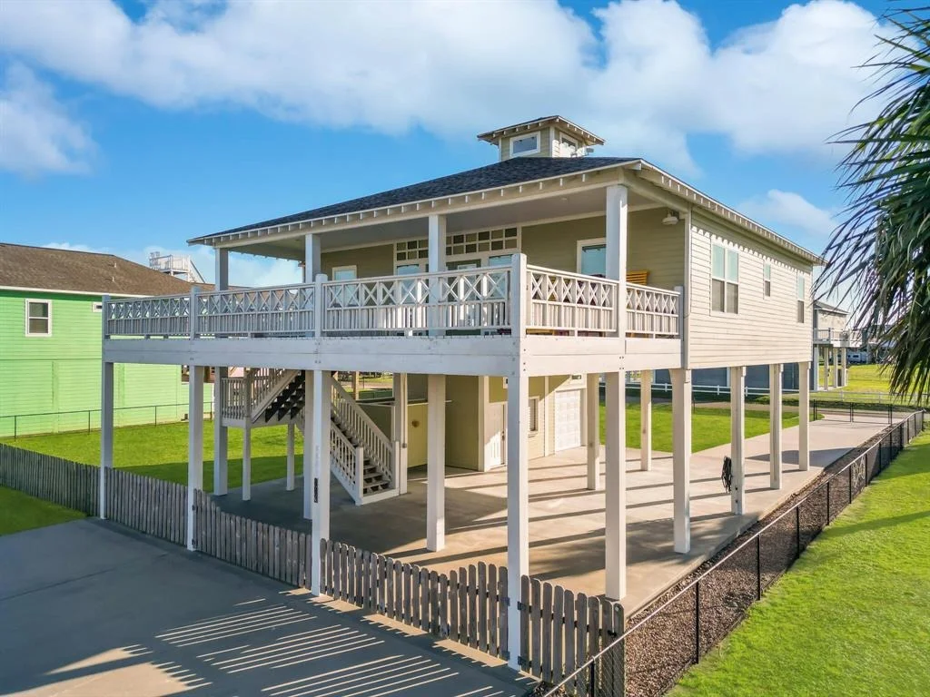 Photo of 883 Townsend Drive