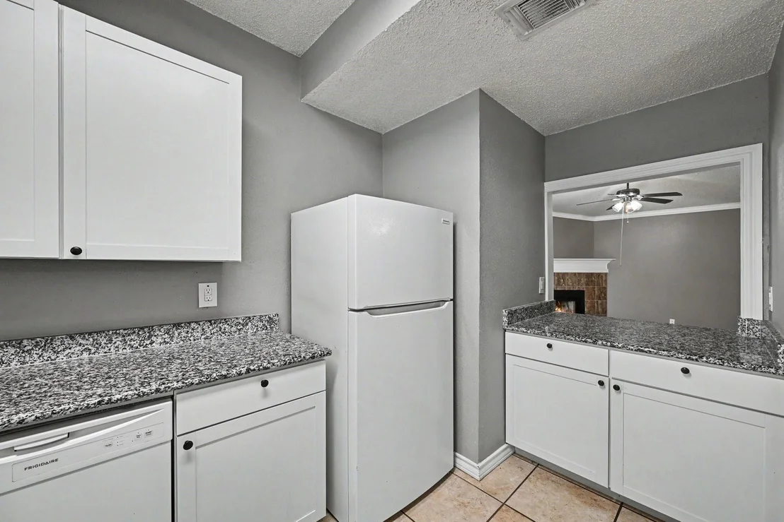 Photo of 8406 Forest Ridge Drive