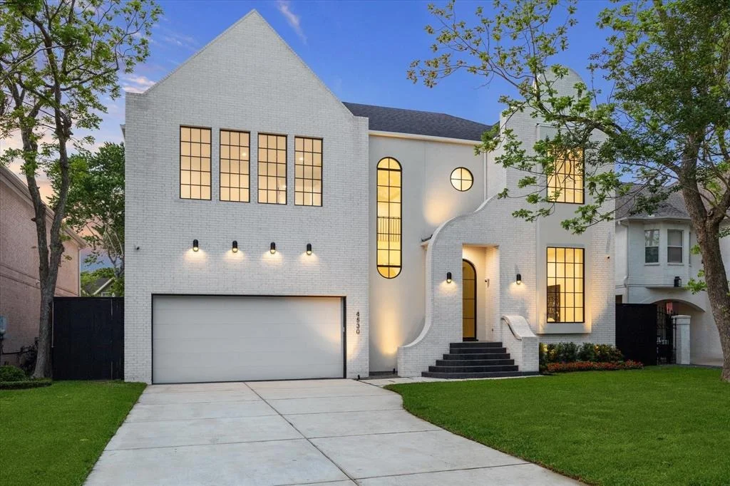 Photo of 4530 Birch