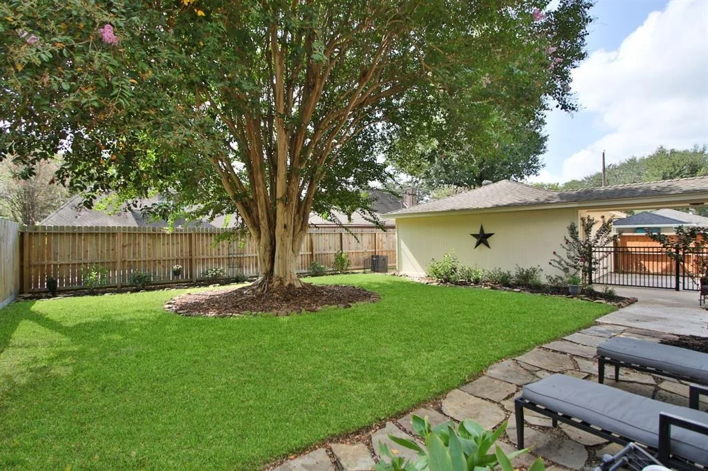Photo of 8315 Rockford Hall Drive