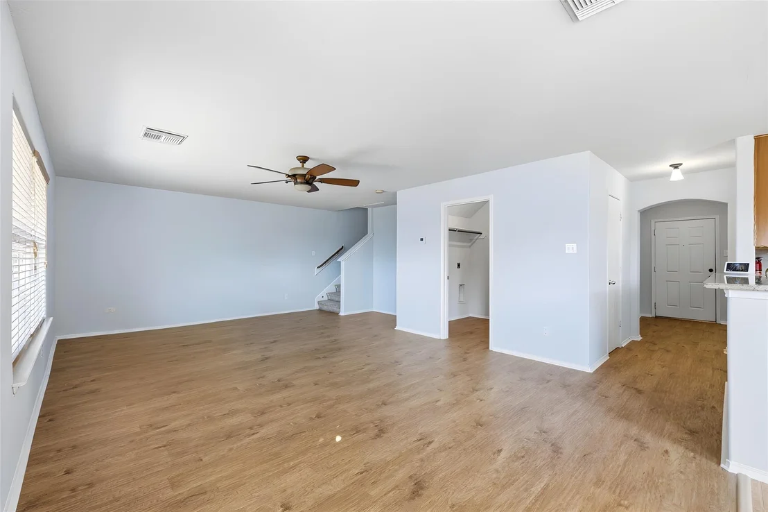 Photo of 606 Kiley Drive