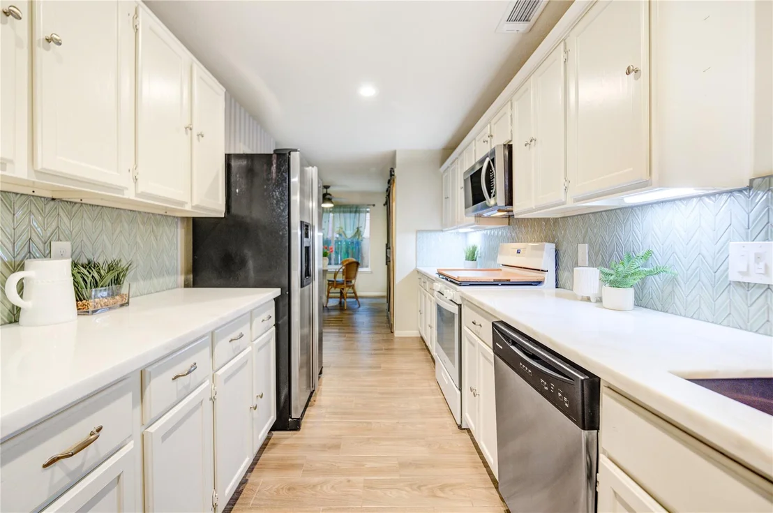 Photo of 2323 Foundary Drive