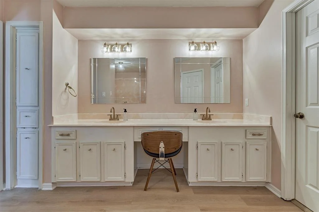 Photo of 23814 Creekview Drive
