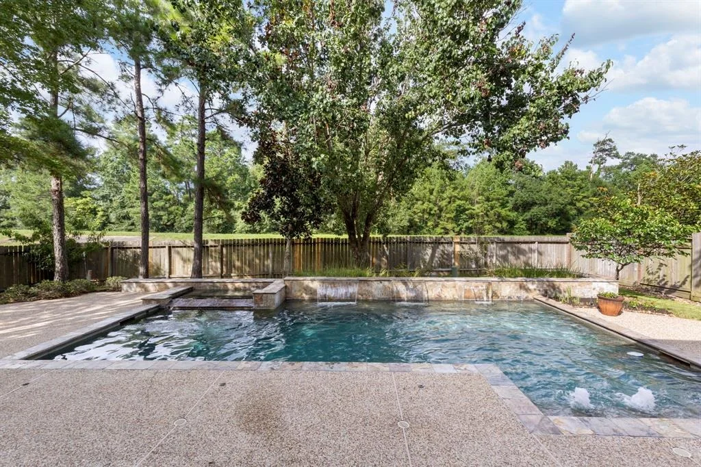 Photo of 174 N Hazelcrest Circle