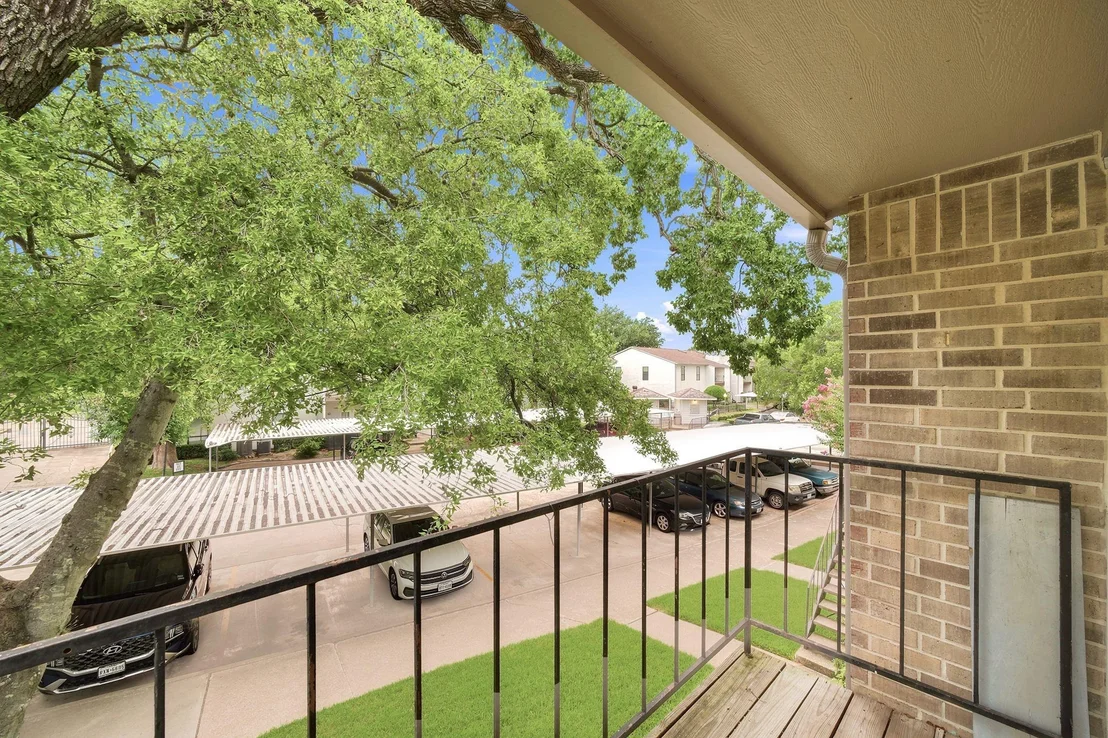 Photo of Unit 22 at 2425 Augusta Drive