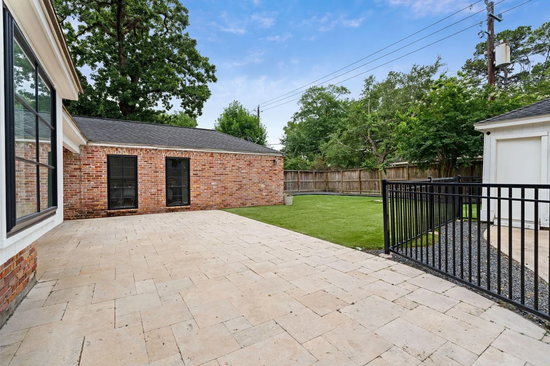 Photo of 10215 Green Tree Road