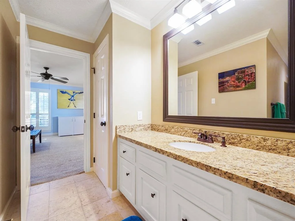 Photo of 20006 Ambervine Circle