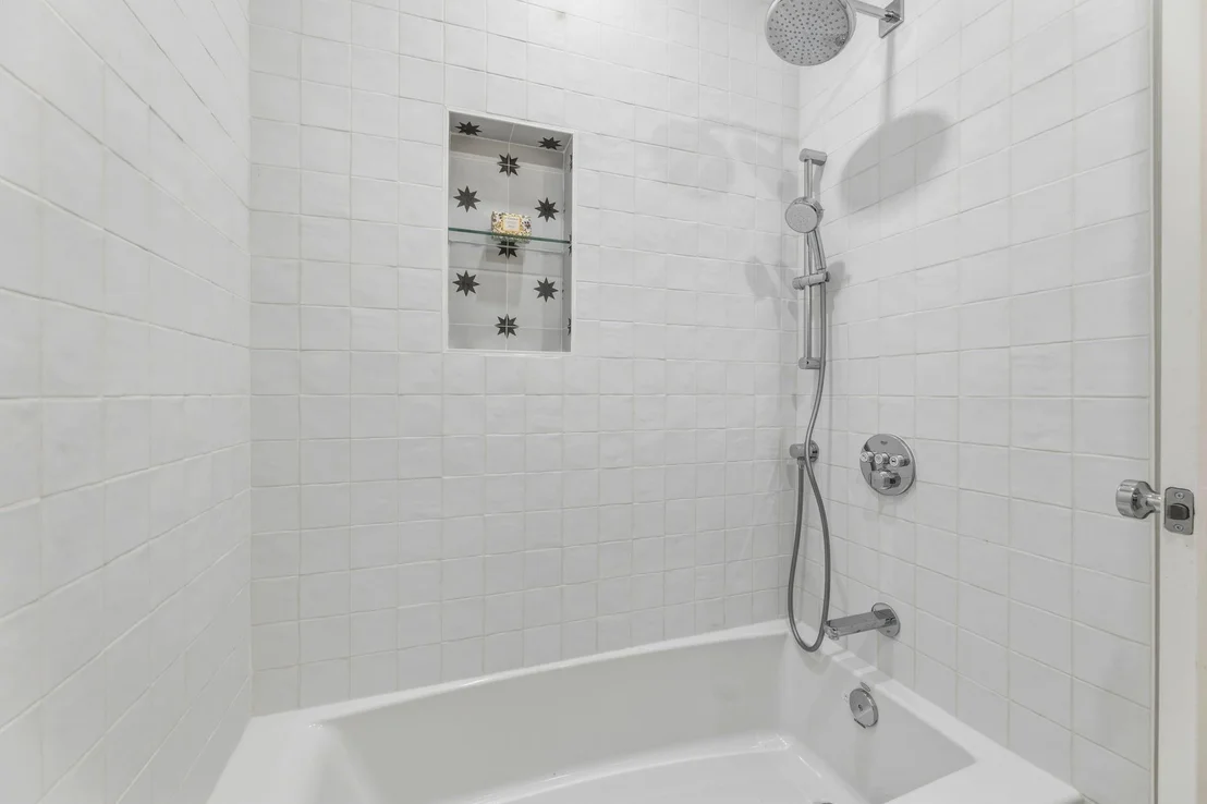 Photo of 1002 Chippenham Drive