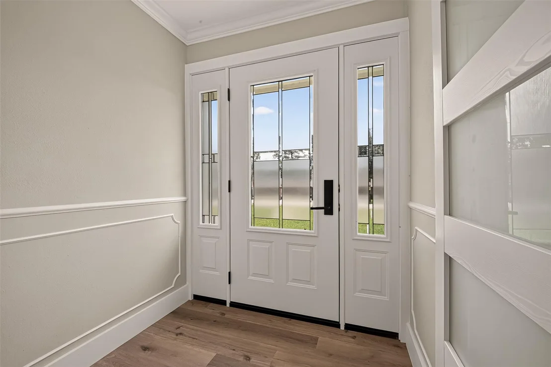 Photo of 3518 Shore Shadows Drive