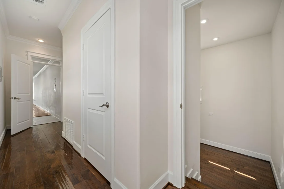 Photo of 110 Kendall Street
