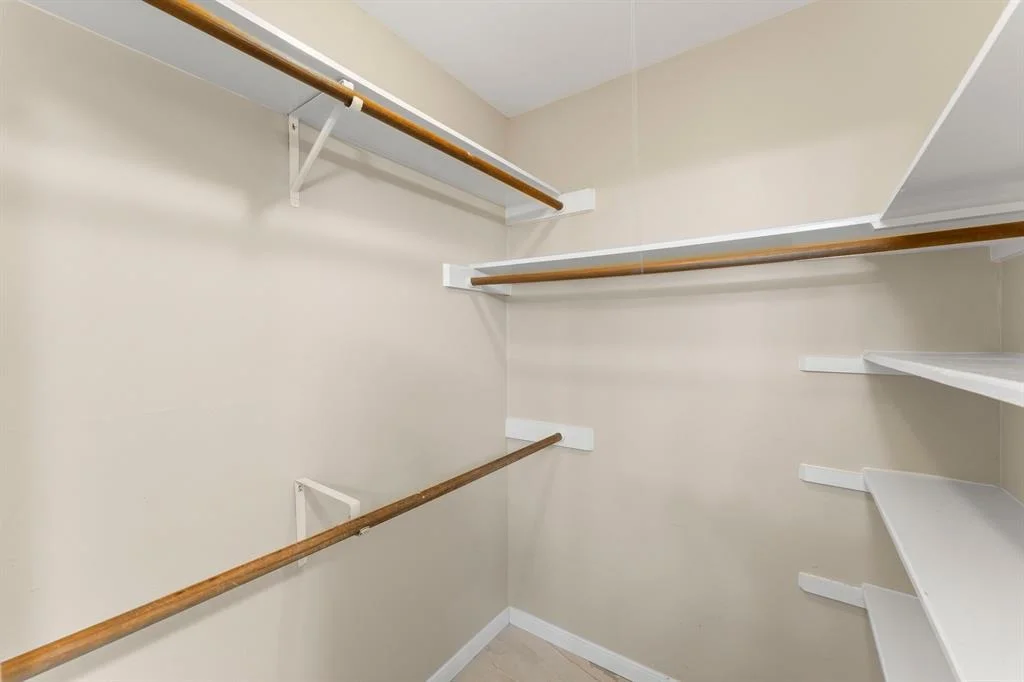 Photo of 6511 Hickorycrest Drive