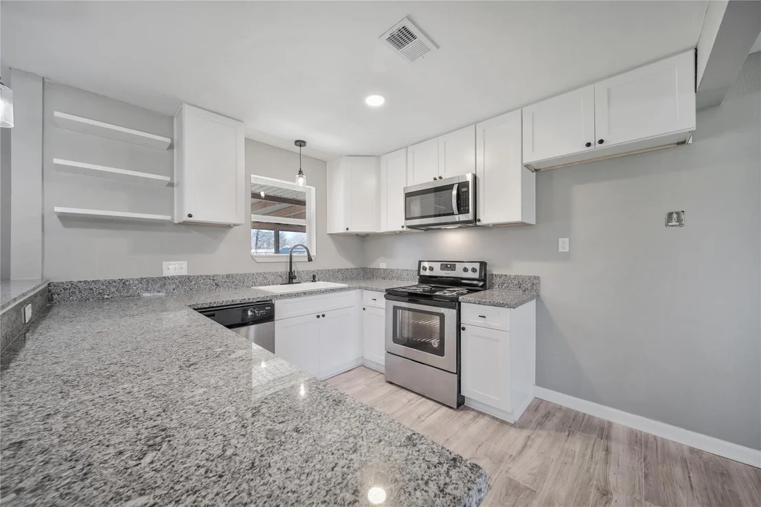 Photo of 4614 Edgemore St Street