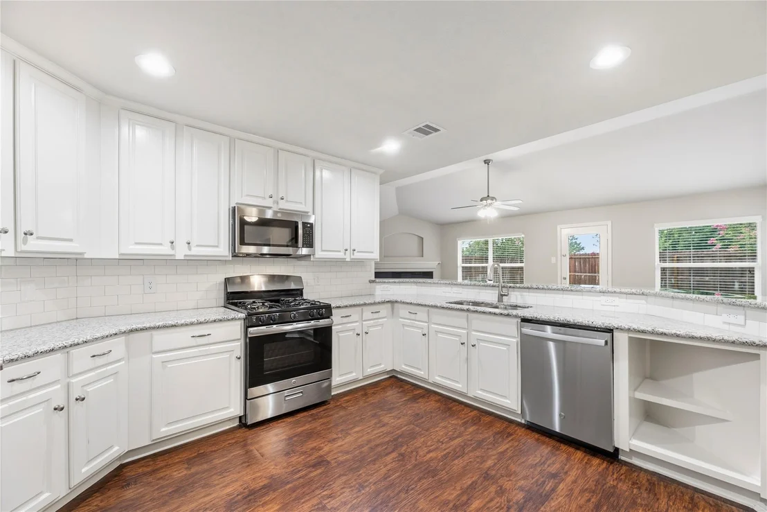 Photo of 17211 Timber Cliff Court