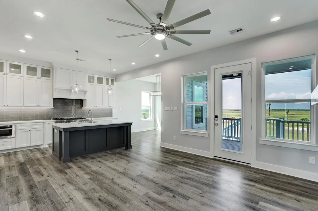 Photo of 20 Largo