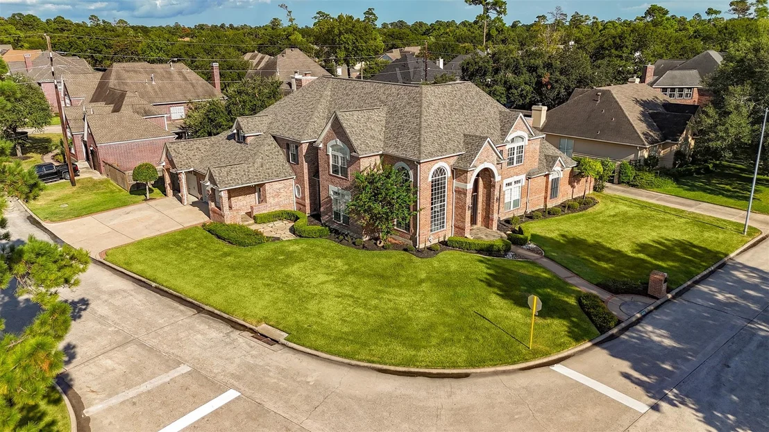 Photo of 16122 Wimbledon Forest Drive