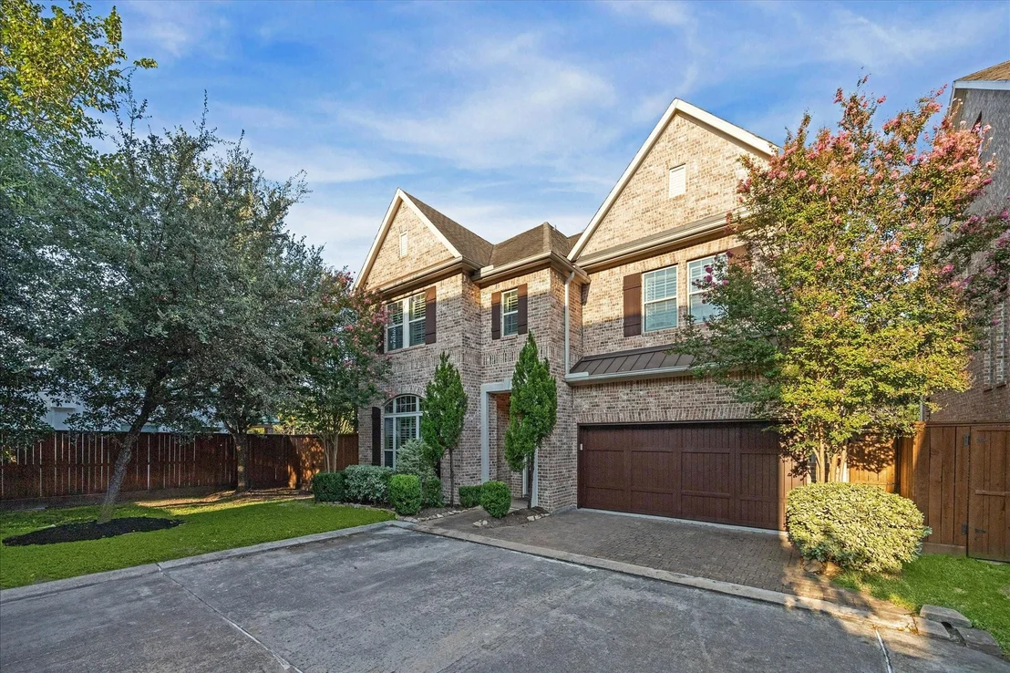 Photo of 1542 Moritz Park