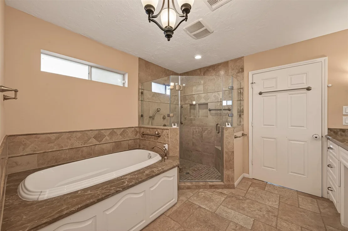 Photo of 6210 Claridge Drive