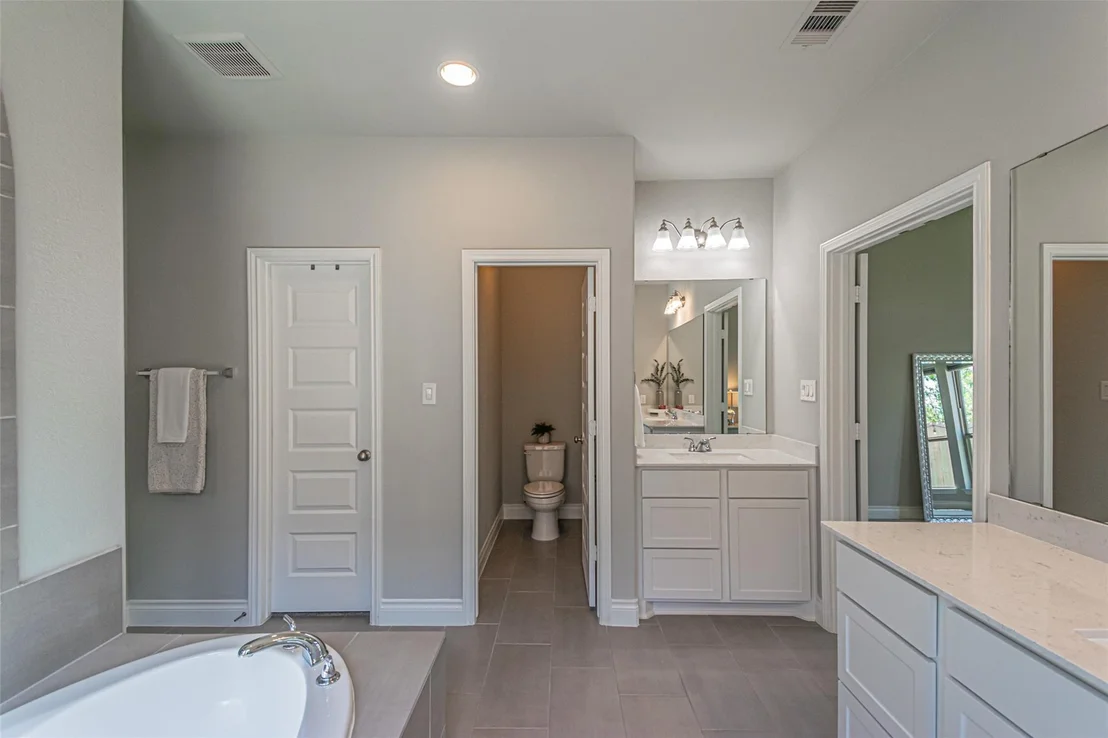 Photo of 546 Cedar Harbor Court