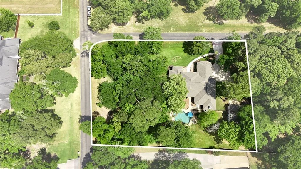 Photo of 18919 Heritage Point Boulevard