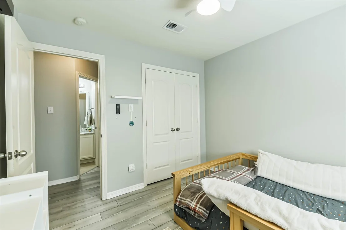 Photo of 18606 Walden Glen Circle