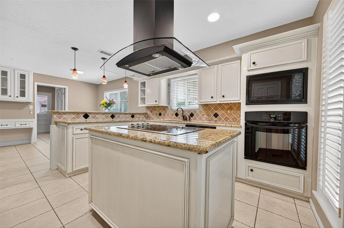 Photo of 18307 Harrow Hill Drive