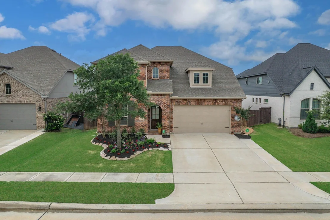 Photo of 7111 Pondhawk Drive