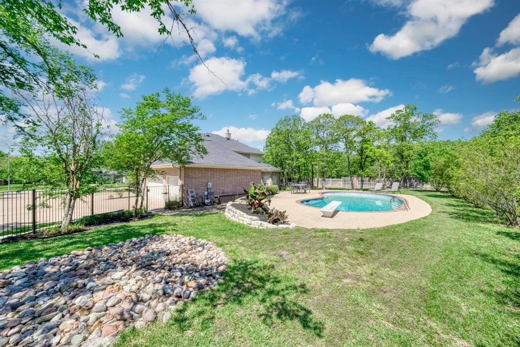 Photo of 4304 Hyde Park Lane