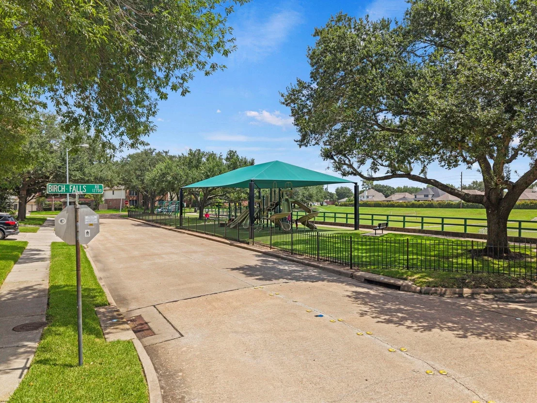 Photo of 11323 Chestnut Woods Trail