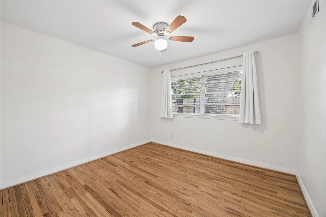 Photo of 2017 Shadowdale Dr