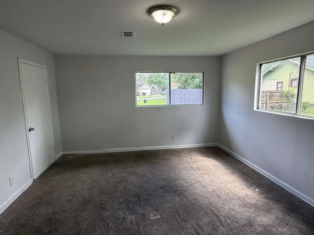 Photo of 4220 Redwood Drive