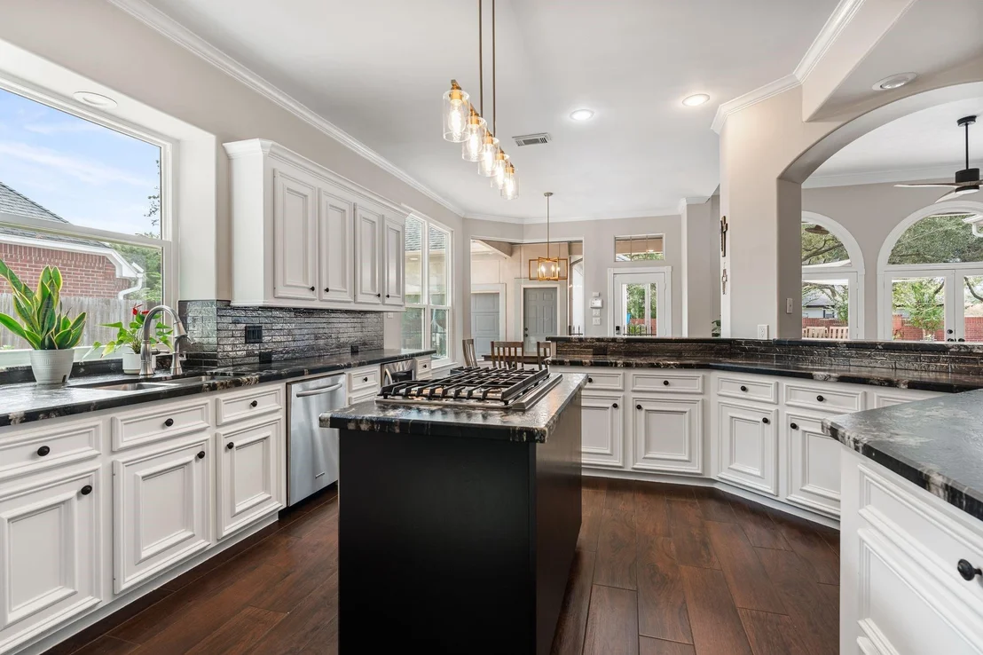 Photo of 7027 Centre Oaks Drive