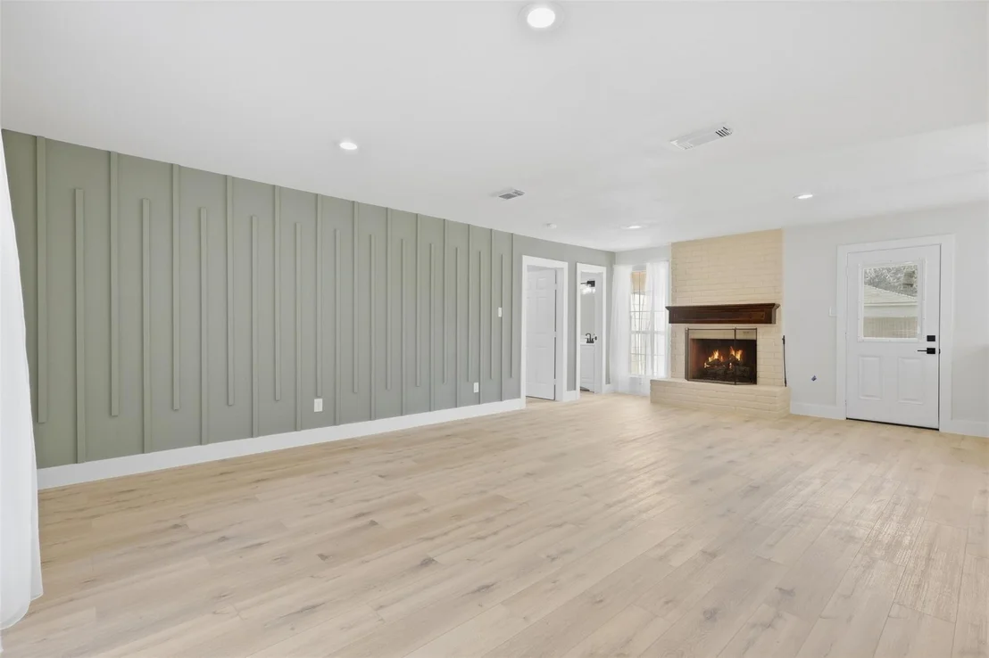 Photo of 8119 Pine Green Lane