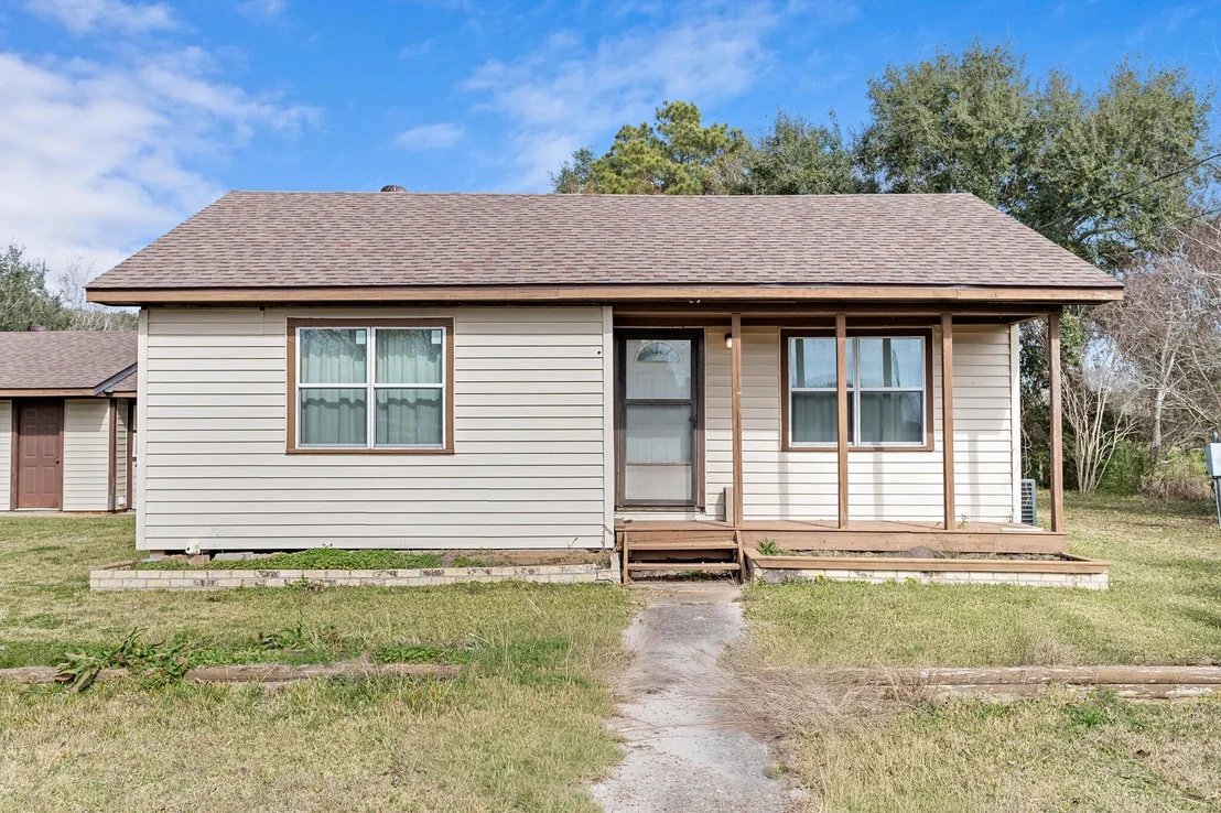 Photo of 606 Avenue A
