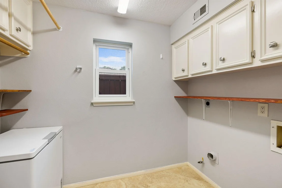 Photo of 6719 Ashmore Drive