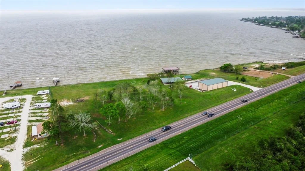 Photo of 10420 Us Hwy 190 W