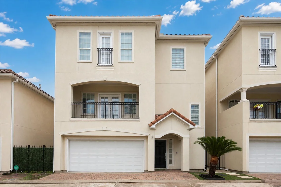 Photo of 6111 Windwater Pointe