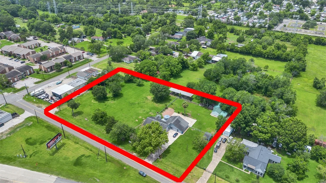 Photo of 2000 Bob Smith Road