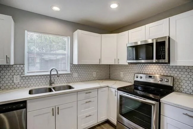 Photo of 3801 Broyles Street