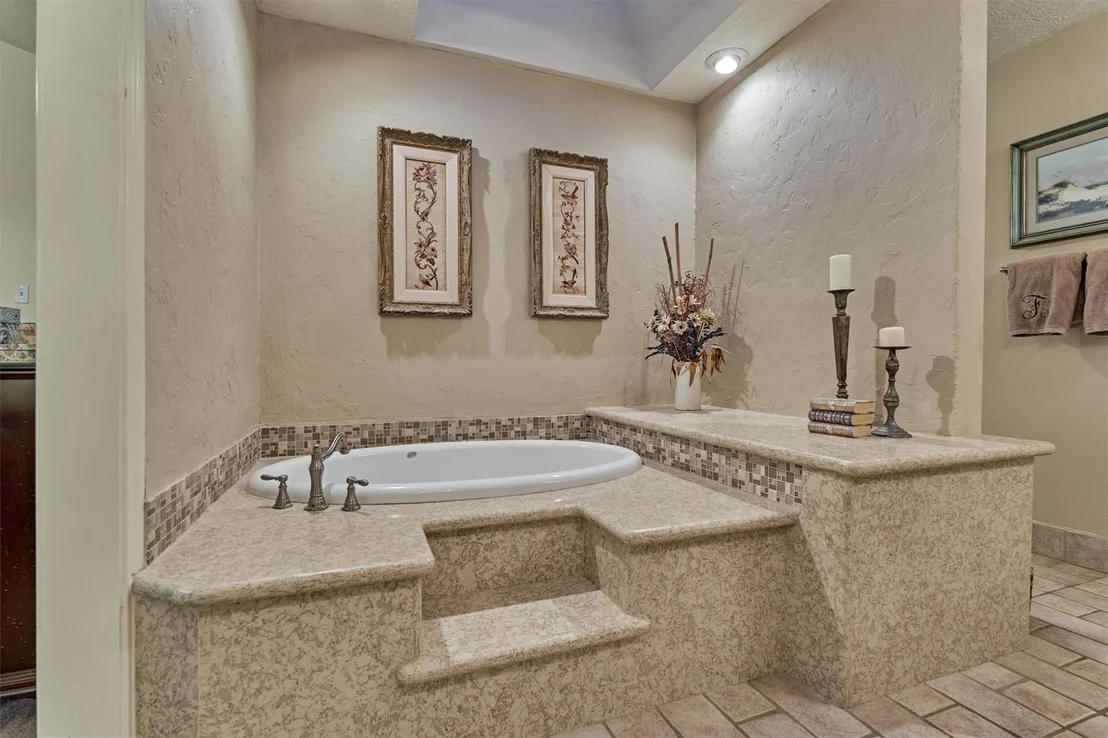 Photo of 1113 River Road