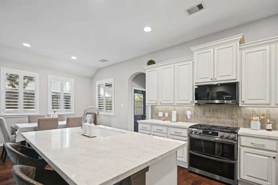 Photo of 54 W Wolf Cabin Circle