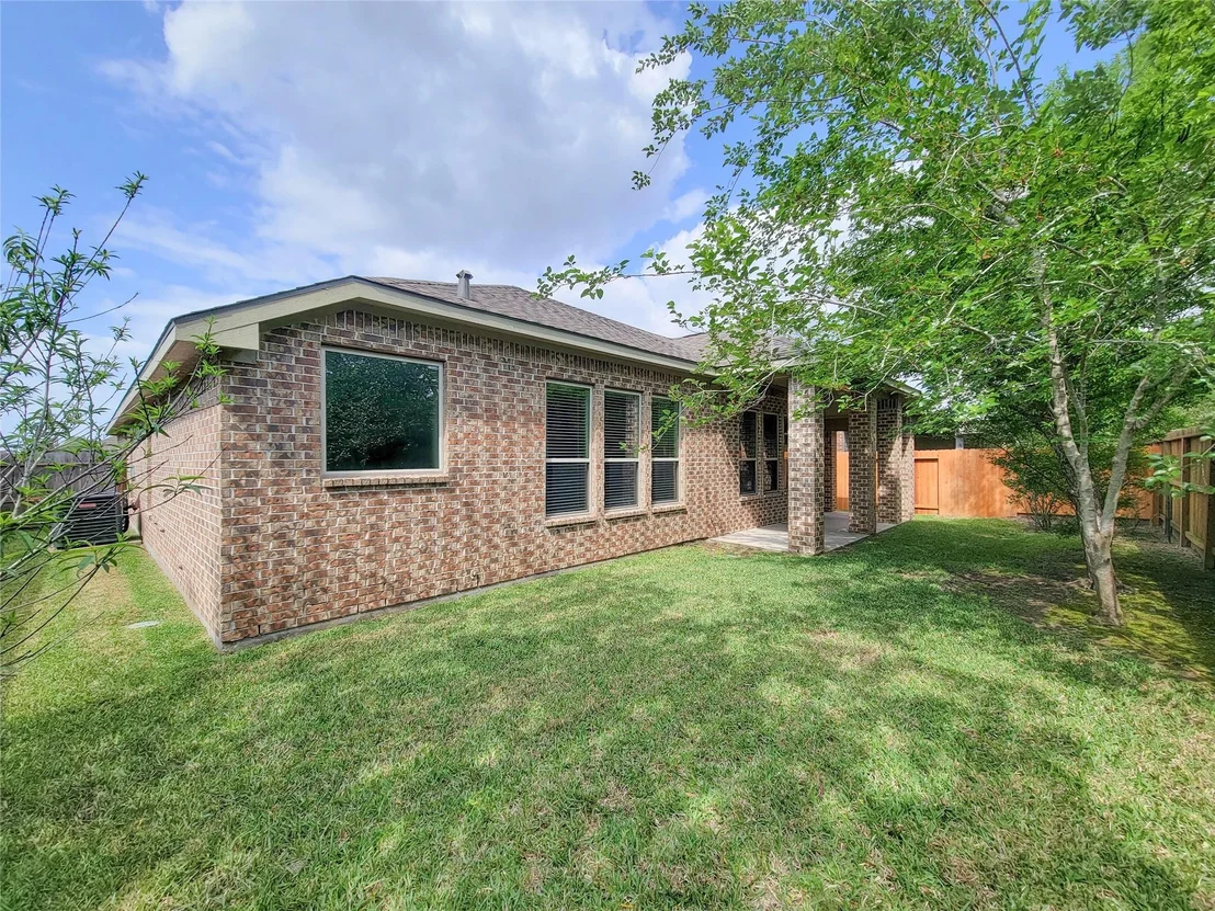 Photo of 17231 Forest Ridge Pt