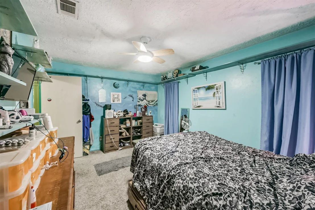 Photo of 17041 Live Oak Circle