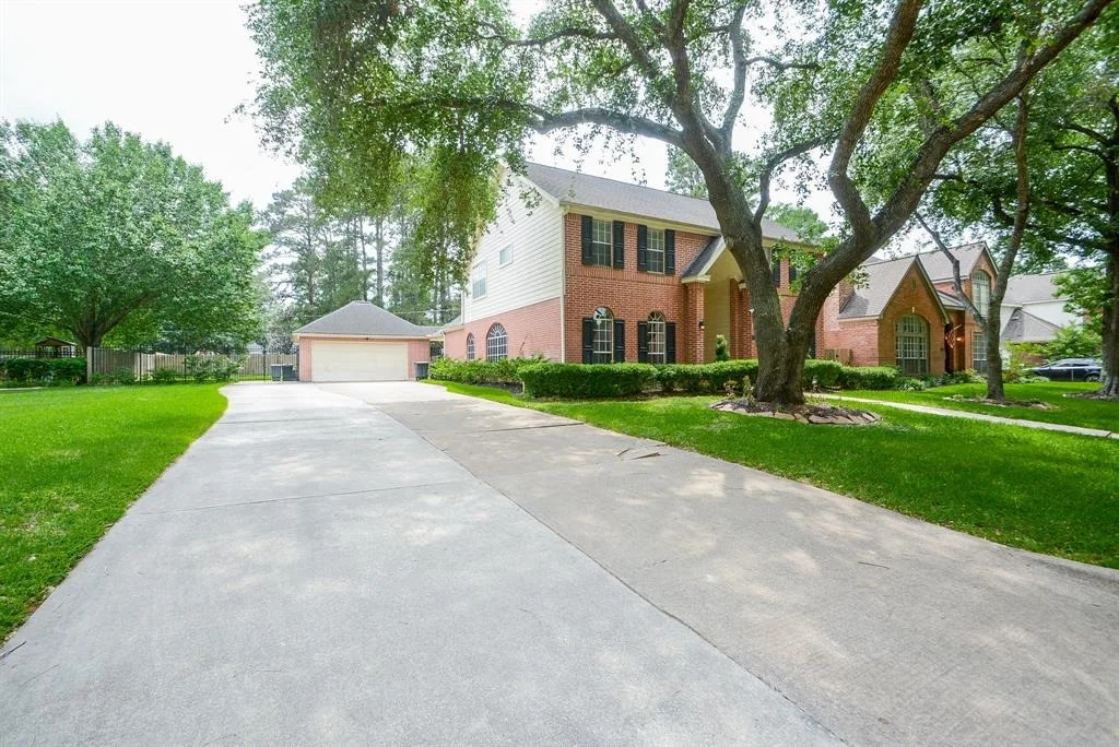 Photo of 16015 Winchmore Hill Drive