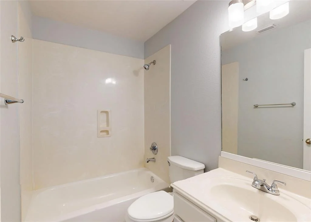 Photo of 14 Barker Ridge Court