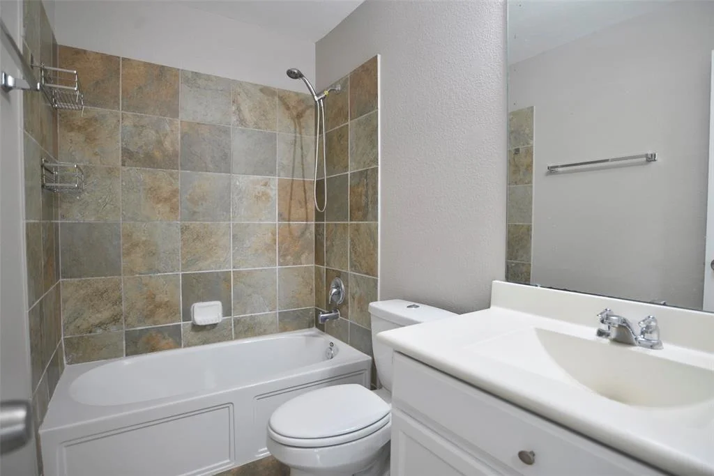 Photo of 6862 Juniper Arbor Lane